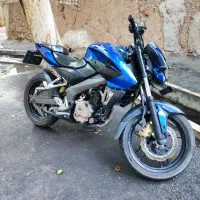 Ns200 سرحال|موتورسیکلت|اراک, |دیوار