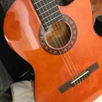 گیتار والنسیا آمریکایی CG160C