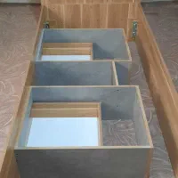 تخت یک نفره بسیار تمیز