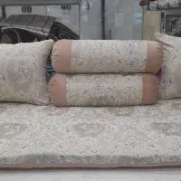 شاه نشین پشتی بالش|رختخواب، بالش، پتو|بروجرد, |دیوار