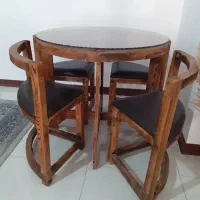 میز ناهار خوری کم جا چوبی