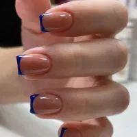 تخفیف کاشت ناخن ( روز دختر )