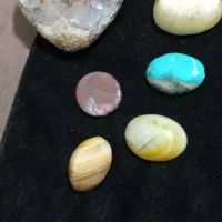 نگین انگشتر،سنگ