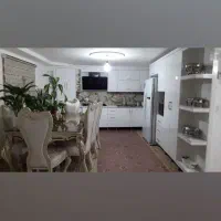 مبل ۷نفره و غذاخوری ۸نفره|مبلمان خانگی و میز عسلی|نسیم‌شهر, |دیوار