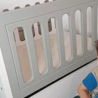 تخت گهواره ای|تخت و صندلی بچه|تویسرکان, |دیوار