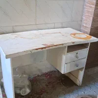 میز تحریر چوبی