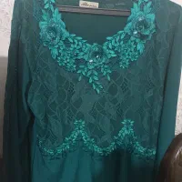 بلوز مجلسی  به رنگ یشمی