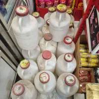 دبه خیارشور،سالم و تمیز،آفتاب نخورده