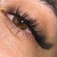 اکستنشن مژه فقط هزینه مواد جهت تکمیل البوم