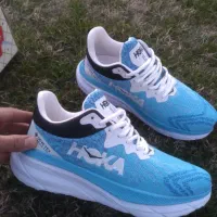 کفش هوکا کورتکس محشر عالی سایز ۴۲ یا ۴۳