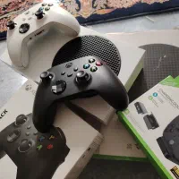 xbox s با 2 دسته و شارژر|کنسول، بازی ویدئویی و آنلاین|شیراز, لاله|دیوار