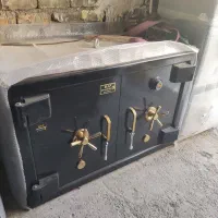 گاوصندوق دو درب زرگری hk250