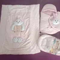 سرویس خواب و آغوشی و پتو دور پیچ نوی نو|اسباب و اثاث بچه|مه ولات, |دیوار