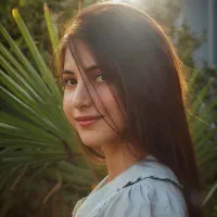عکاس و ادیتور فضای باز
