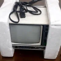 تلویزیون کوچولو قدیمی عتیقه