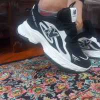 کتونی سایز ۳۹ آکبند جفتی ۷۵۰ هزار رنگ طوسی و مشکی|کیف، کفش، کمربند|اسلامشهر, شهرک لاله|دیوار