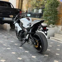 موتور سی بی ار ۱۰۰۰|موتورسیکلت|سیرجان, |دیوار