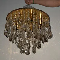 یک جفت لوستر کریستالی