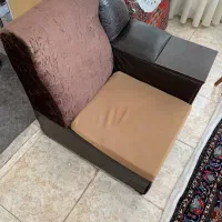 مبل ۴ نفره عسلی دار