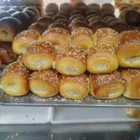 به یک همکار خانم برای قنادی نیازمندیم