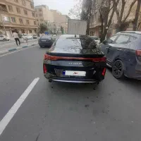 کی ام سی j7. در حد نو