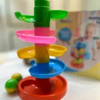 اسباب بازی|اسباب‌بازی بچه|گلبهار, شهر جدید گلبهار|دیوار