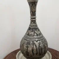 کوزه مسی قلم‌کاری شده طرح هخامنشی دکوری خاص و لوکس