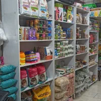 فروشنده خانم یا اقا در پتشاپ