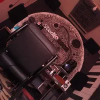 فروش وکلیه ی وسایل استدیو موزیک