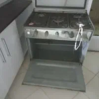 یک عدد فرش 9متر ویک اجاق گازکارکرده|فرش|تهران, هرندی|دیوار