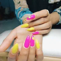 خدمات کاشت ناخن ترمیم ناخن کار با تخفیف ویژه|خدمات آرایشگری و زیبایی|شیراز, شهرک فرهنگیان|دیوار