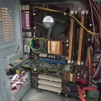 کیس کامپیوتر