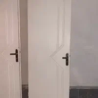 دو عدد درب سرویس و خواب سالم محکم