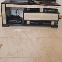 میز تلویزیون در ابعاد ۱۲۰x۳۴ با ارتفاع ۵۳