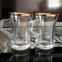 استکان یا نیم لیوان