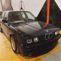 BMW E30 1984