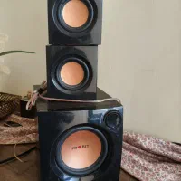 سیستم  بسیار تمیز برای ماشین و کامپیوتر لبتاب