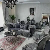 مقداری پول پیداشده