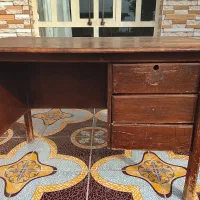 میز چوبی|میز تحریر و کامپیوتر|خانمیرزا, |دیوار