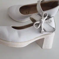 کفش مجلسی بچه گانه چند بار بیشتر نپوشیده|کفش و لباس بچه|تربتحیدریه, بالا ولایت|دیوار