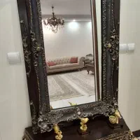 ایینه وکنسول