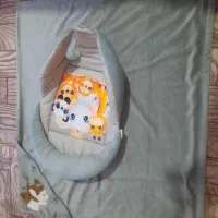 اغوش فرنگی و پتو|اسباب و اثاث بچه|خوی, |دیوار