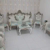 مبل نه نفره همراه باعسلی|مبلمان خانگی و میز عسلی|اسلام‌شهر, باغ فیض|دیوار