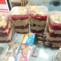 سالن دار و صندوقدار