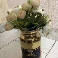 گلدان و‌ گل اکسسوری