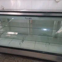 ویترین قنادی