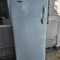 فریزر دست دوم .نیاز به شارژ گاز