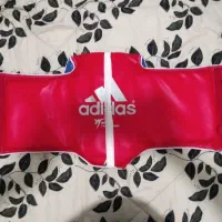 یک دست لباس کونگ و هوگو و کاپ