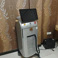 لیزر موهای زائد خانمها و آقایان