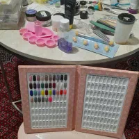 کلیه ی لوازم کاشت ناخن